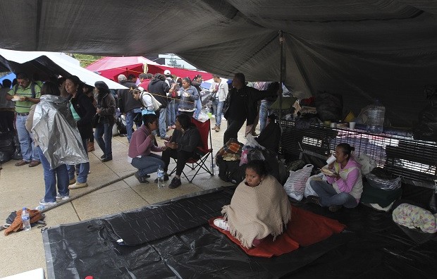 CNTE: ¿quién tiene  el balón?