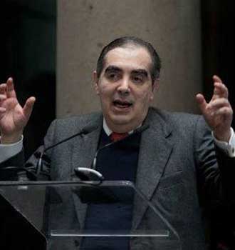 SEP alista homenaje a Guillermo Tovar y de Teresa