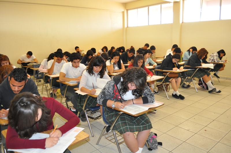 Distribuye SEP “Manual contra deserción” en bachillerato