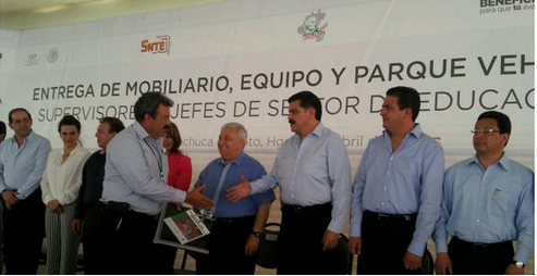 REFORMA EDUCATIVA DIGNIFICA A DIRECTIVOS