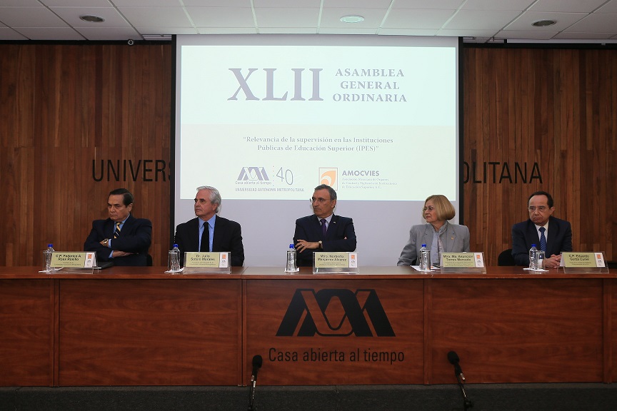 Las universidades públicas, obligadas a rendir cuentas: SFP