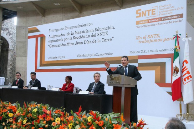 Concluyen profesores Maestría en Educación