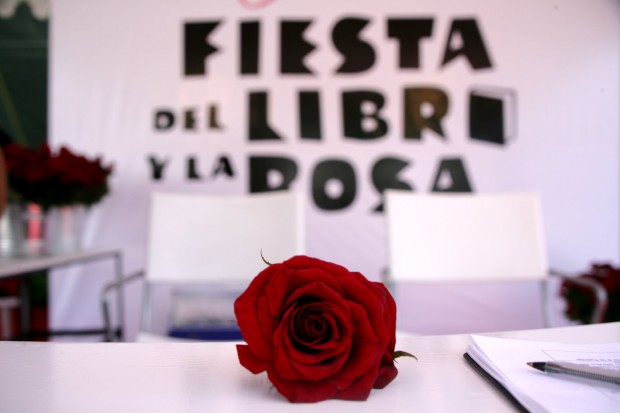 Tecnología no remplaza al libro, crea nuevas alternativas de acercamiento a literatura:Pérez Grobet