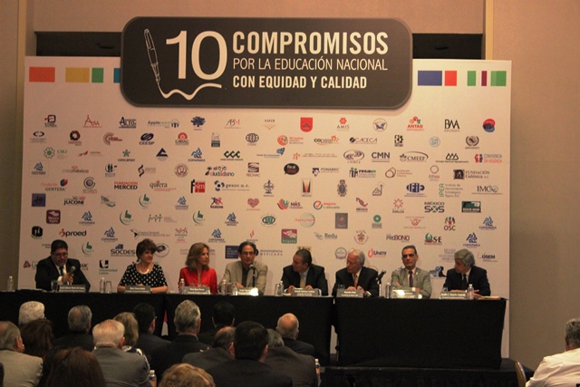 Organizaciones presentan 10 compromisos por la educación