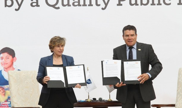 Llama SNTE a seguir la línea política que “ahí está a la vista”