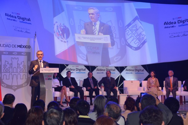 Arranca GDF programa piloto de aprendizaje móvil en secundaria