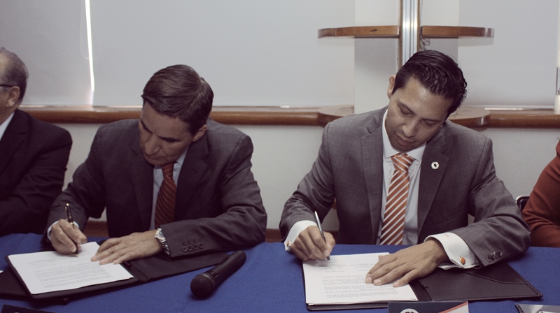 Firma Tecnológico Nacional de México convenio con organismo empresarial