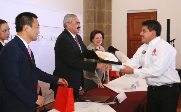 IES son punta de lanza en desarrollo de capital humano: SEP