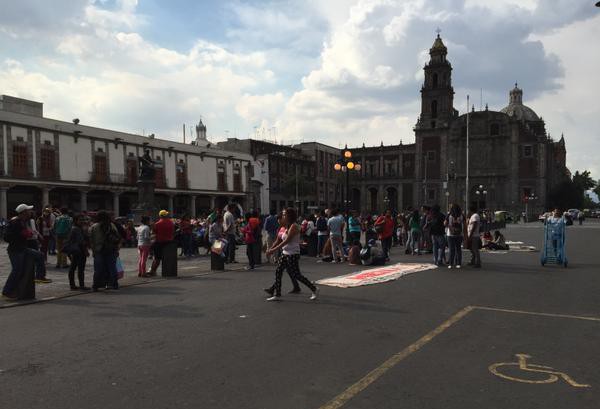 Marchó el MAES a la SEP; se reunirán el 12 de agosto