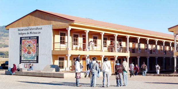 Universidades Interculturales atienden a 14 mil jóvenes  en todo el país