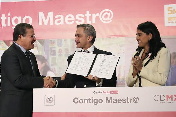 Acuerdan SNTE y GDF programa de apoyo para maestros