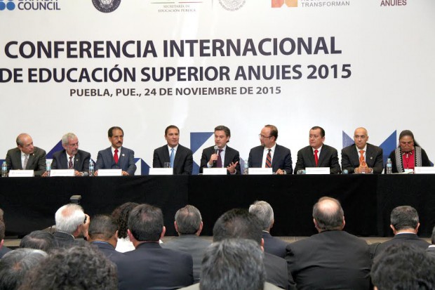 Pide SEP a Universidades participar en el diseño de los cursos de actualización docente