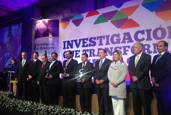 Reconoce Tec de Monterrey a investigadores con Premio Rómulo Garza 2015