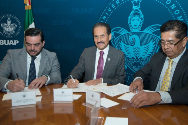 Acuerdan BUAP y sindicatos aumento salarial de 3.15%