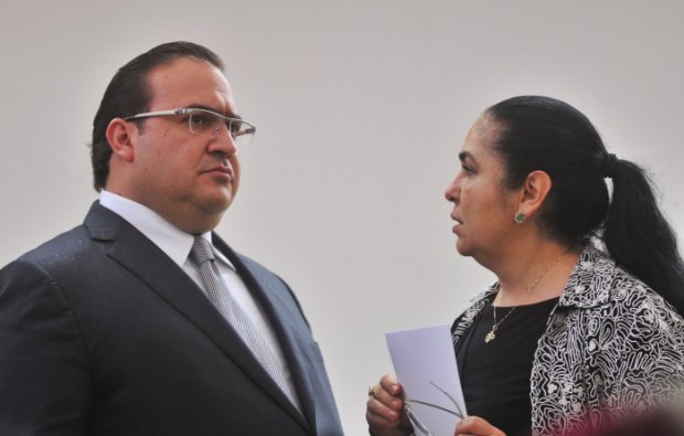 Deuda de Duarte a la Veracruzana, afecta en todos los sentidos: Rectora