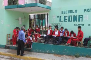 escuela-cerrada-oaxaca2
