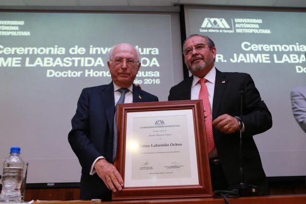 Jaime Labastida Ochoa Honoris Causa por la UAM