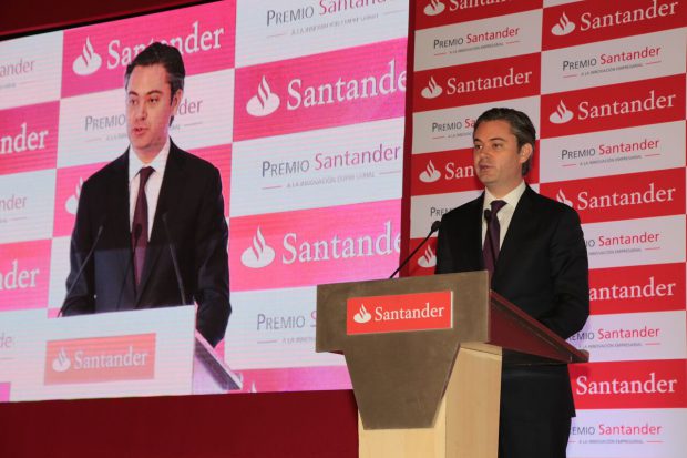 No se puede pretender dialogar con niños y niñas como rehenes: Nuño