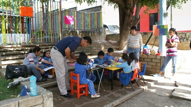 En Oaxaca, 12 mil alumnos en riesgo de perder el ciclo escolar