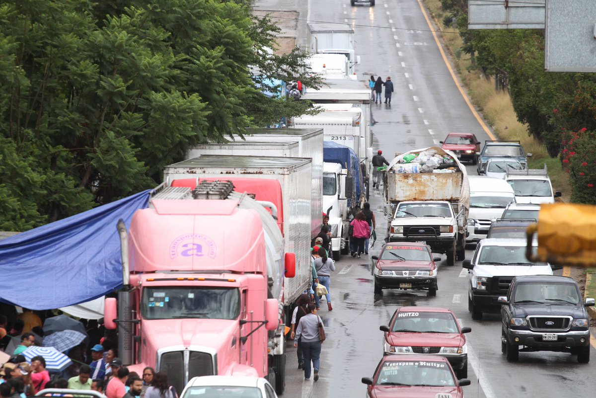 Reactiva CNTE bloqueos en 37 puntos de Oaxaca