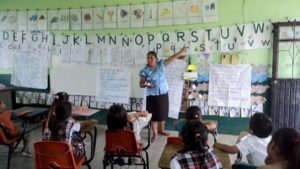 Escuela indígena en Hidalgo