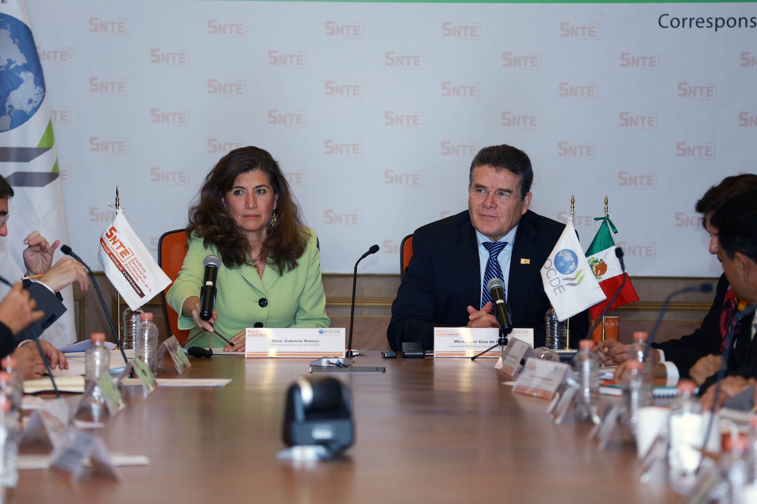 Acciones de fortalecimiento que obtiene el SNTE, solo beneficia al magisterio y no a sus dirigentes: Díaz de la Torre