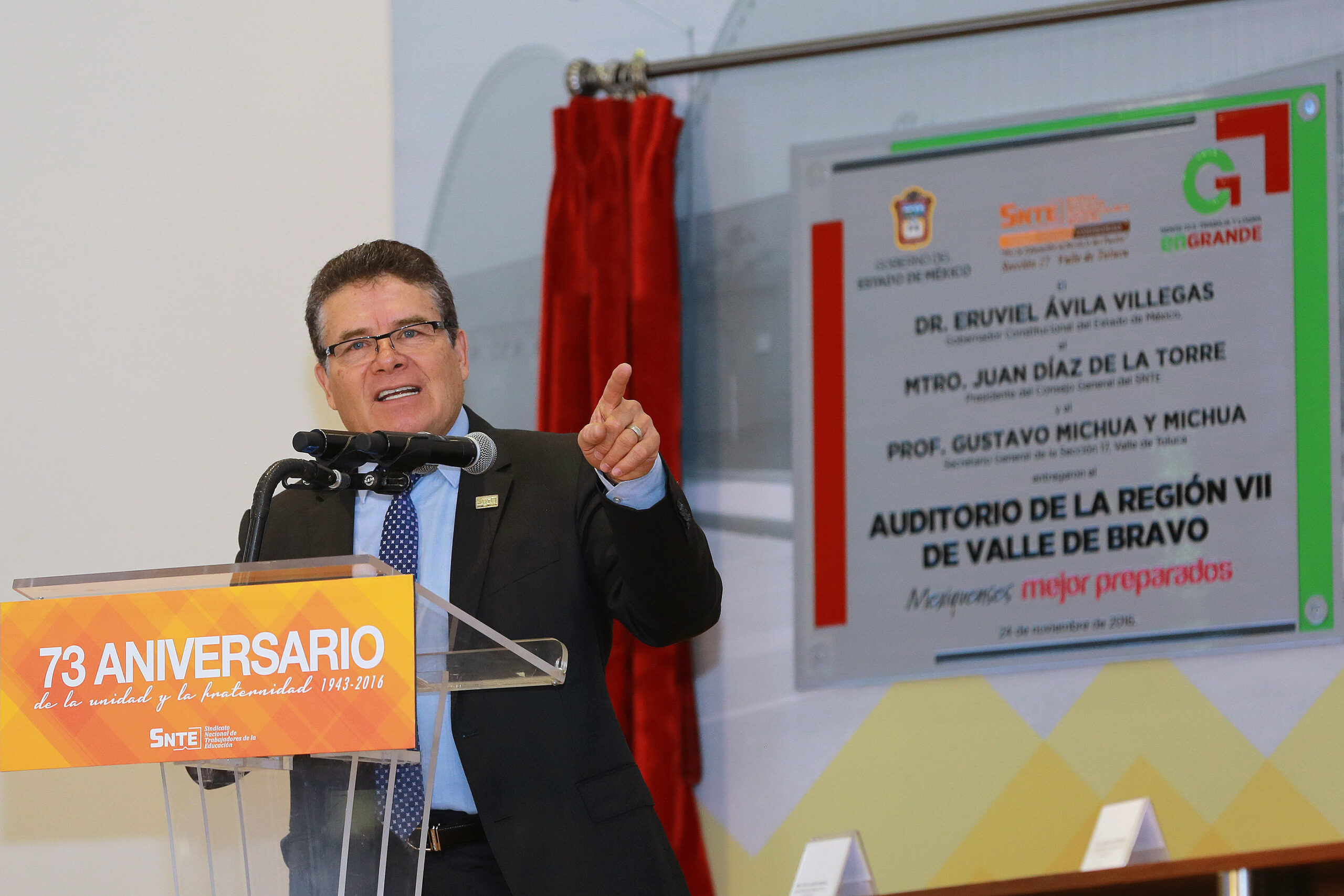 Pide Juan Díaz de la Torre defender la “causa educativa” y a su Sindicato