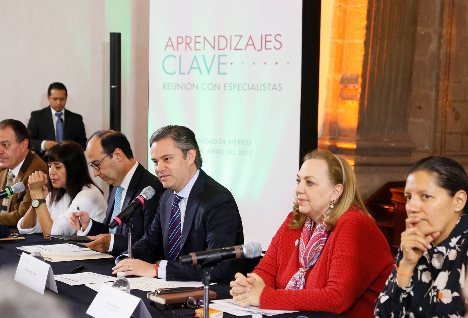 Nuevos planes de estudio, en breve, dice Nuño