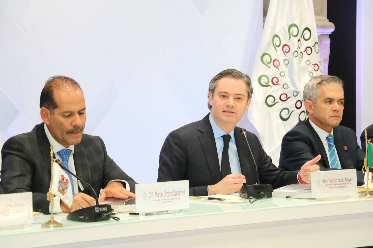 Anuncia Nuño “recuperación” de 44 mil 76 plazas docentes irregulares