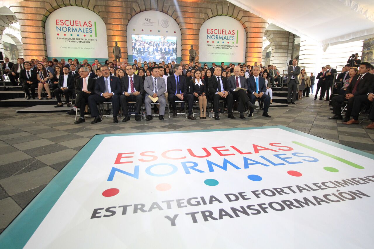 Anuncia Nuño cambios significativos en el normalismo mexicano