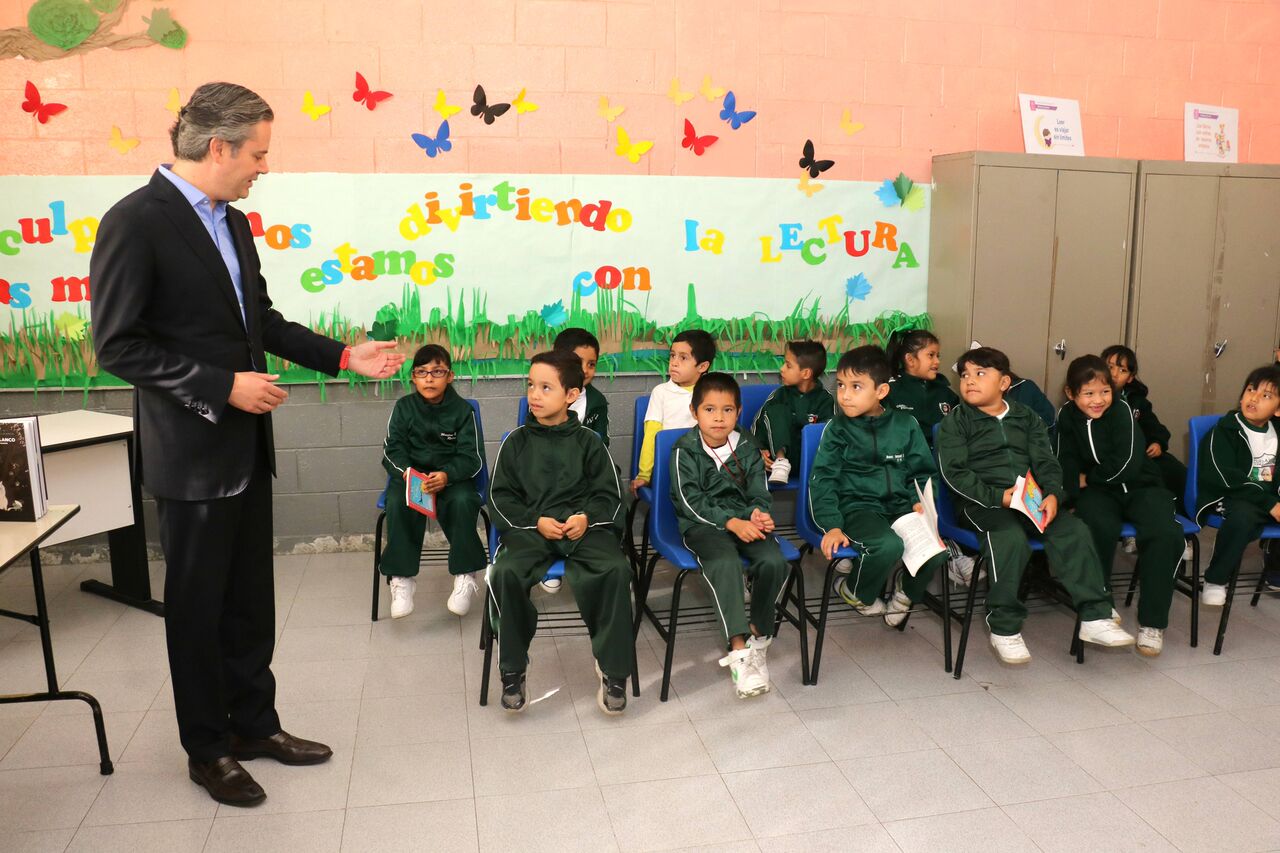 Comunidades escolares determinarán 20% de la currícula educativa