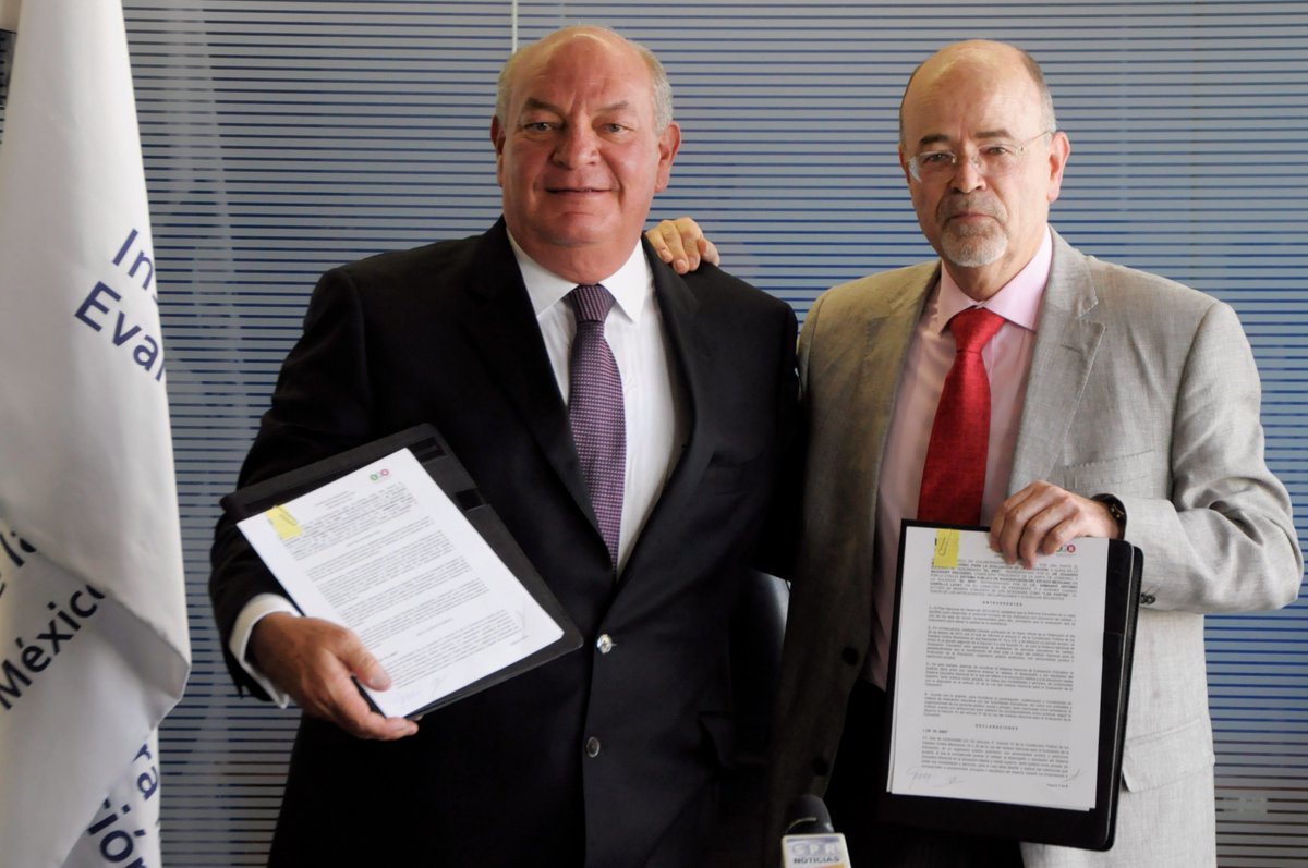 Firman INEE y el Sistema Público de Radiodifusión convenio para difundir contenidos sobre evaluación educativa