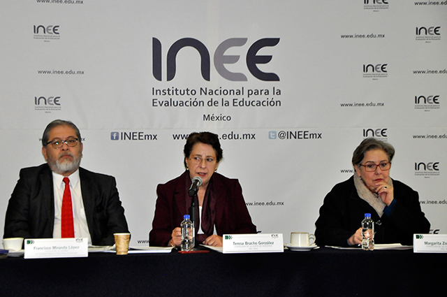 Mayor abandono escolar en bachillerato que en otros niveles: INEE
