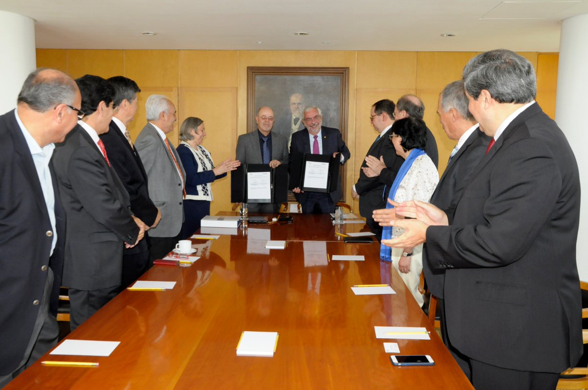 Acuerdan UNAM e INEE proyecto para formación de evaluadores educativos