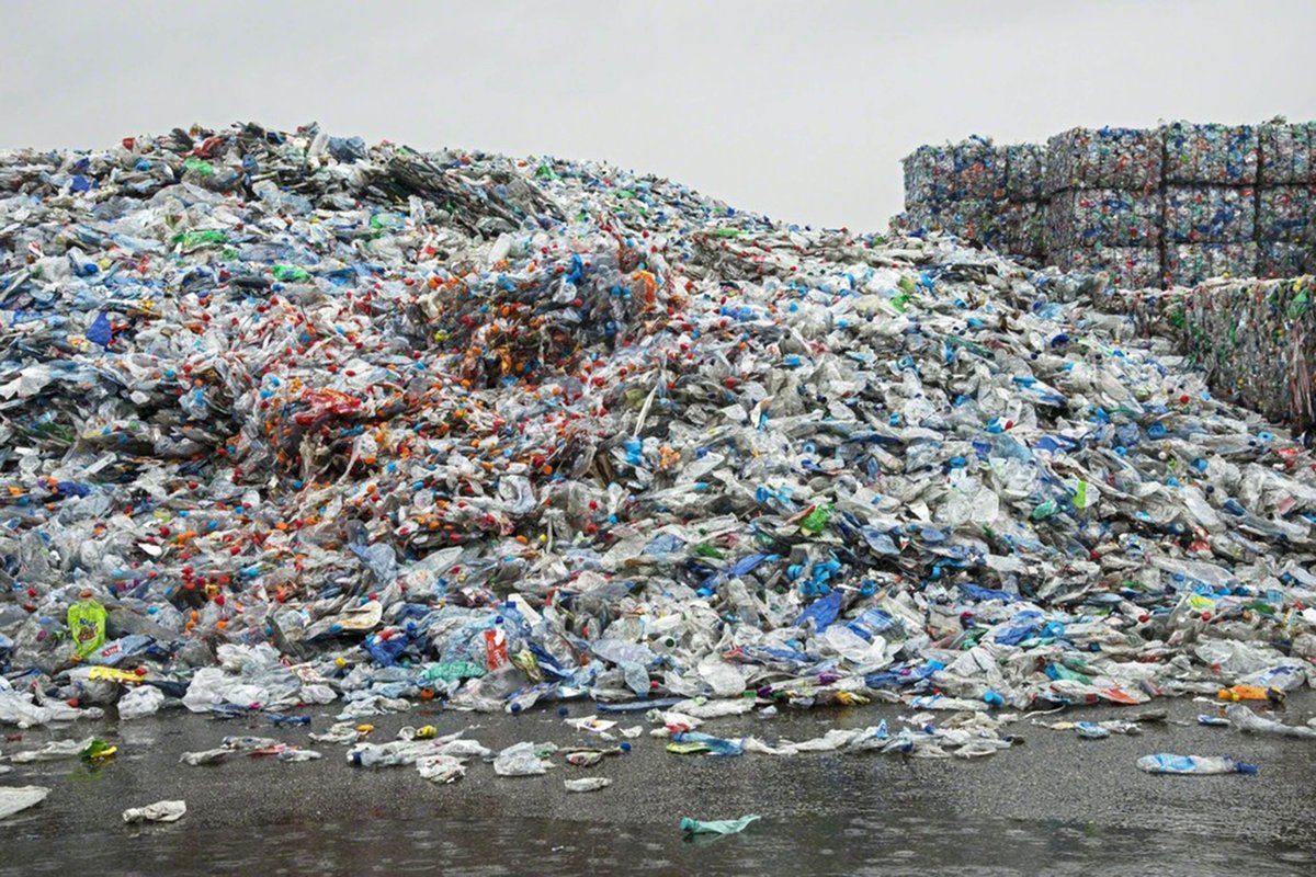 Investigadores de la UNAM crean proceso económico para degradar PET