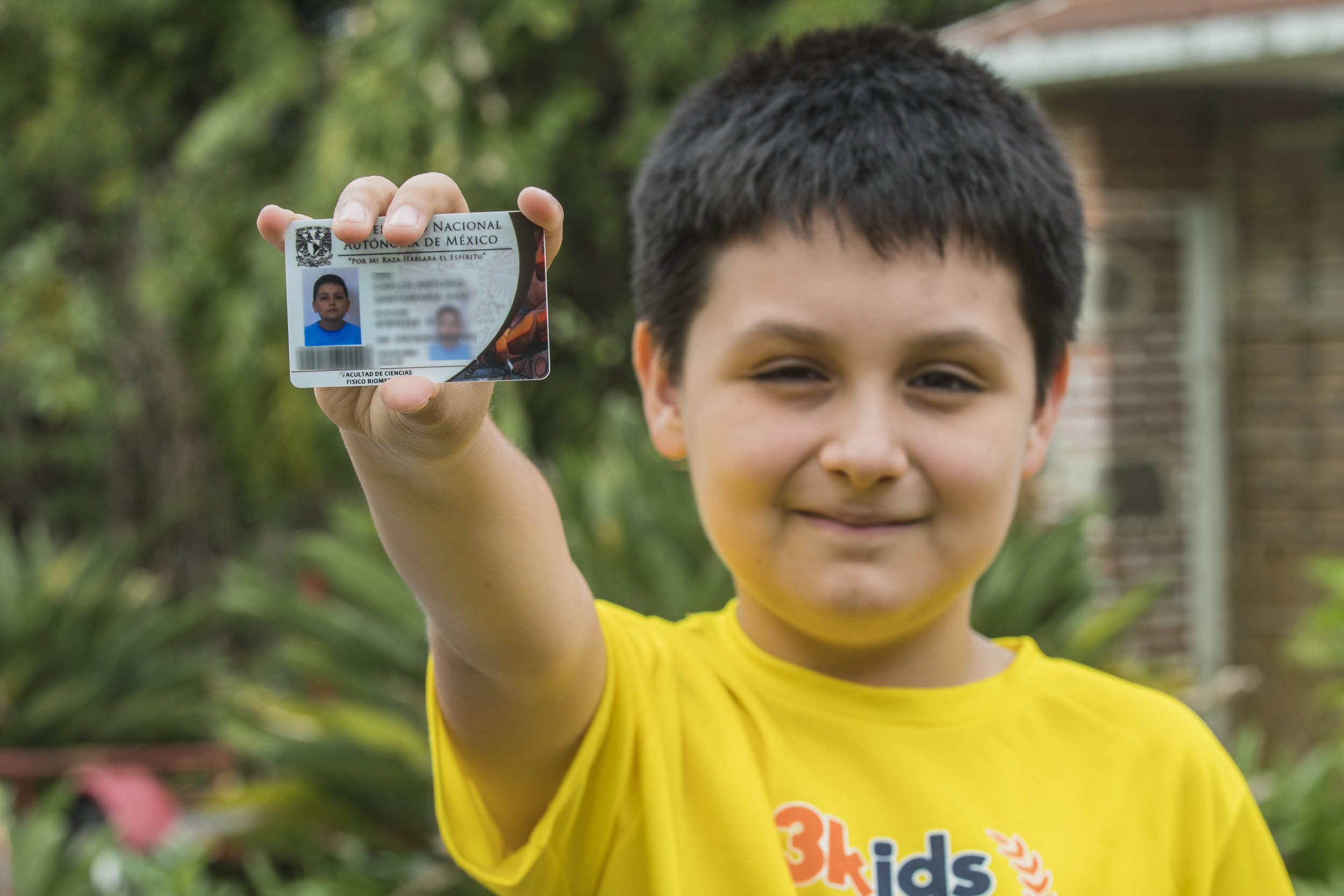 Matricula UNAM a niño de 12 años en la carrera de Física Biomédica