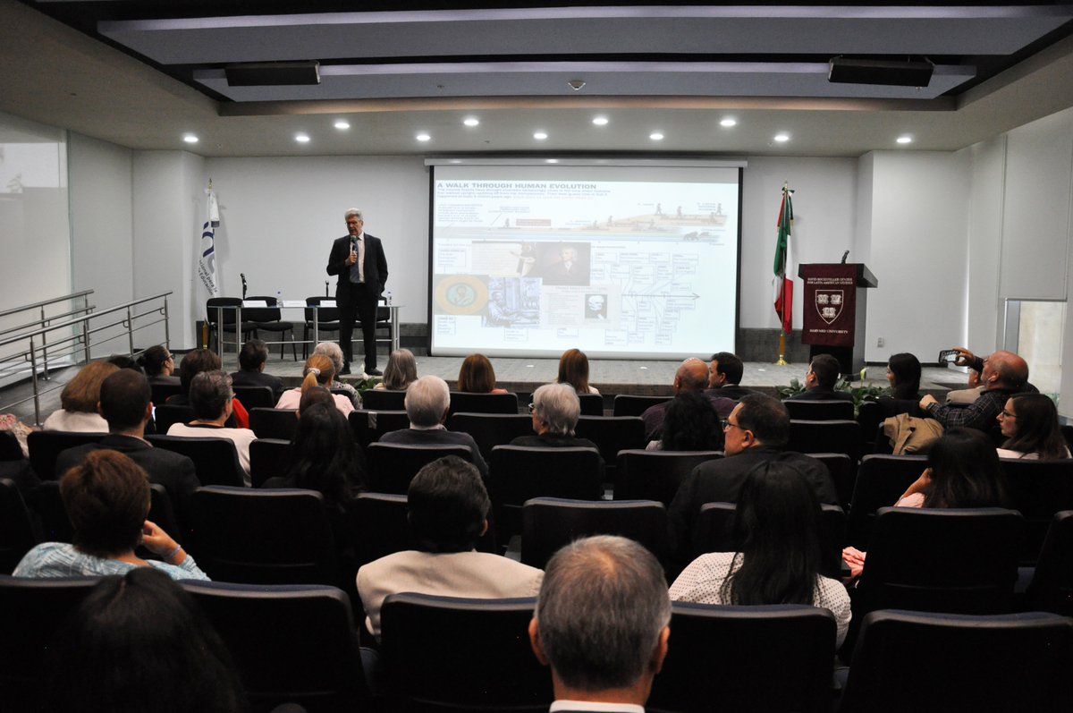 Evaluaciones educativas deben ayudar a mejorar la realidad escolar: Fernando Reimers en el INEE