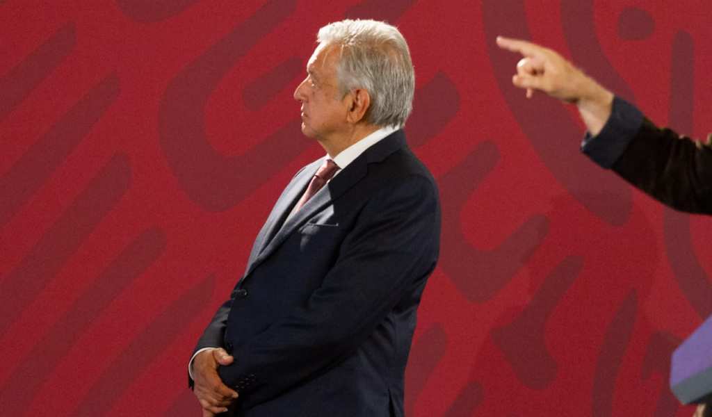 Memorándum presidencial incita a ignorar el orden constitucional: académicos