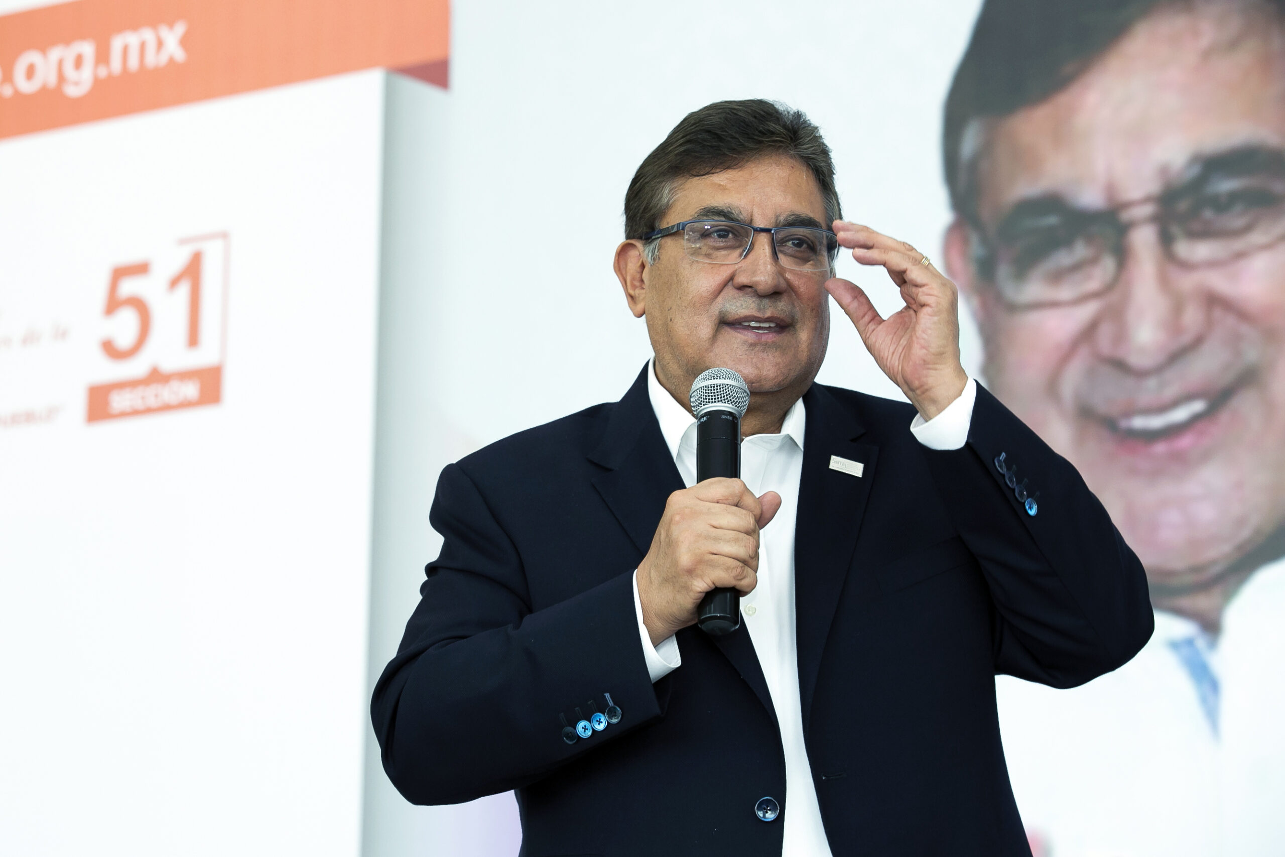 Se adjudica SNTE reinstalación de profesores despedidos por Reforma Educativa de EPN